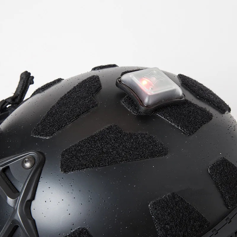 Tactical LED Light for Bicycle Helmet, Signal Lamp, Night Riding, Waterproof, Flashing, Detachable, Silicone, Surviva