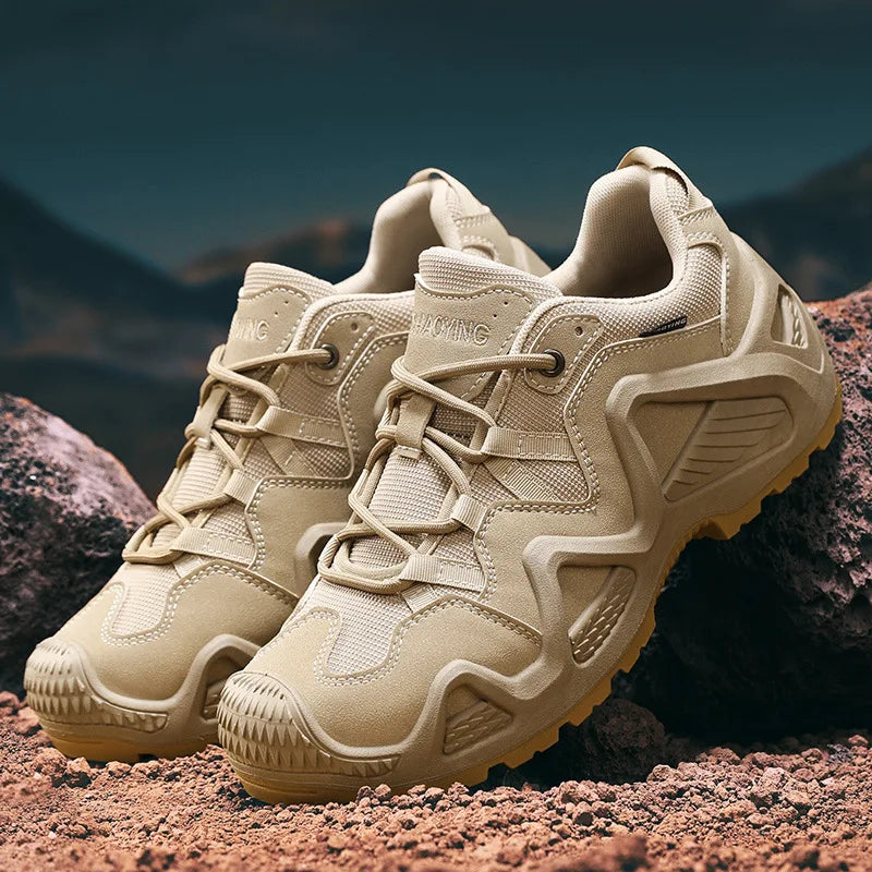 Men Autumn Outdoor Leather Boots Sports Tourism Hiking Shoes Work Shoes Tactical Desert Boots Outdoor Hunting Shoes Ankle Boots