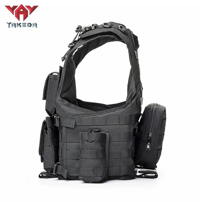 The YAKEDA MOLLE extended system security duty uniform is equipped with multiple accessory packages