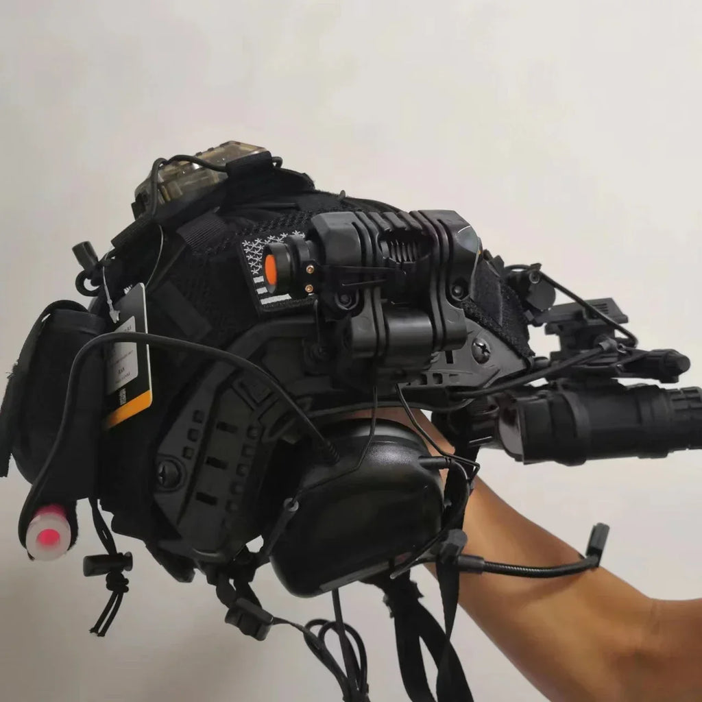 Complete Set of Tactical Equipment Helmet with Cool Styling, Real Person Cs Helmet Body with Hanging Helmet