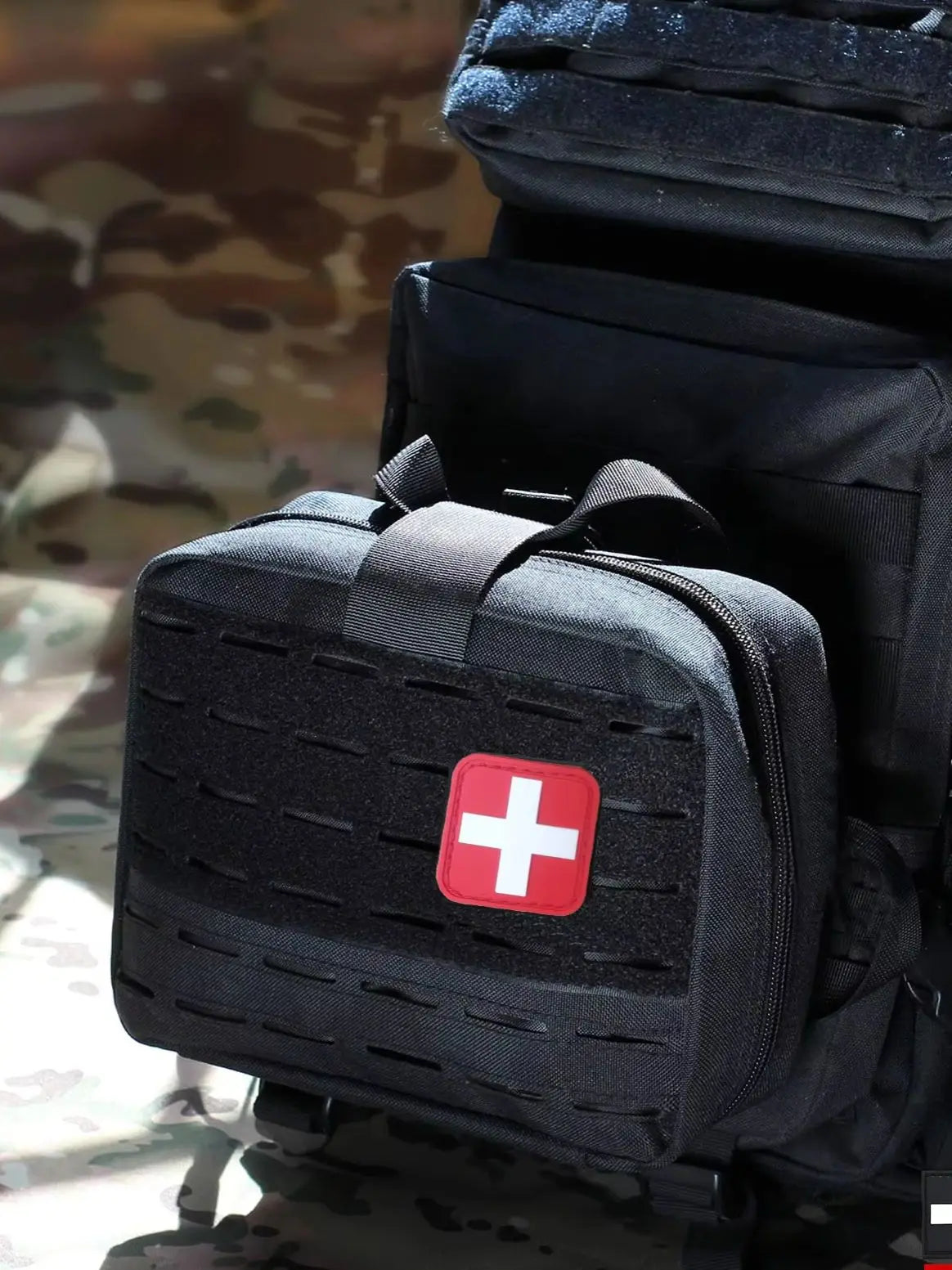 1000D Tactical Molle Medical Pouch Large Capacity IFAK Pouch with Detachable Quick Release And Headrest Mount for Outdoor Eme