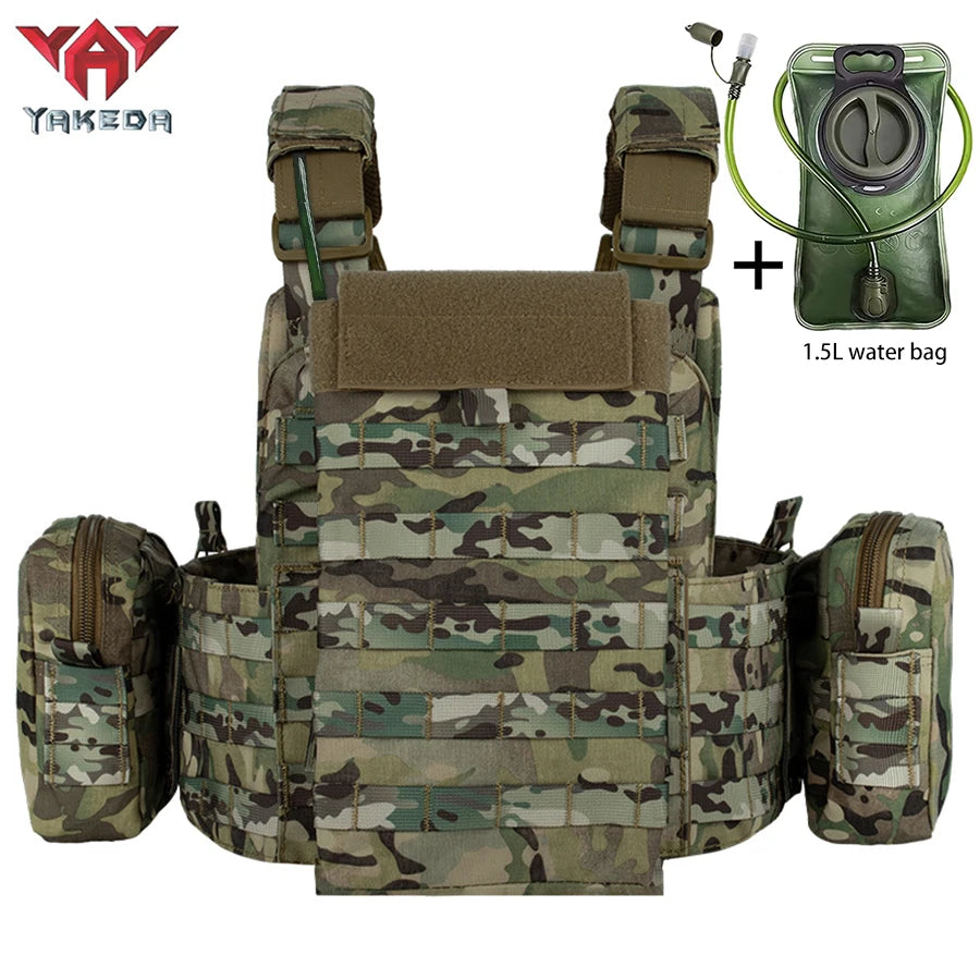 YAKEDA multifunctional portable hunting vest with 1.5L water bag and built-in water bag compartment at the back