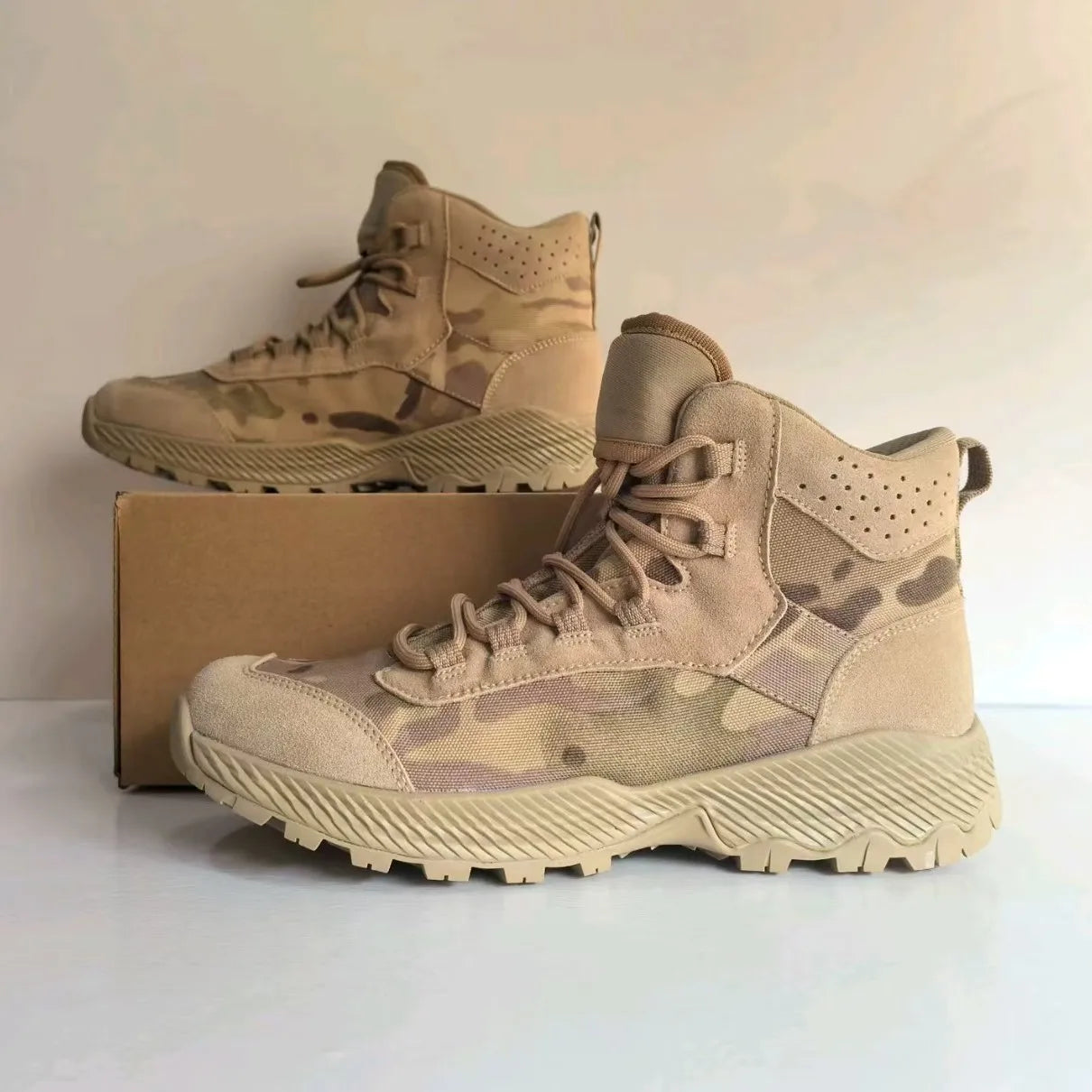Men's Mid cut  Camouflage Hunting Boots Breathable Tactical Shoes Outdoor Hiking Wear-Resistant  Mountaineering Boots