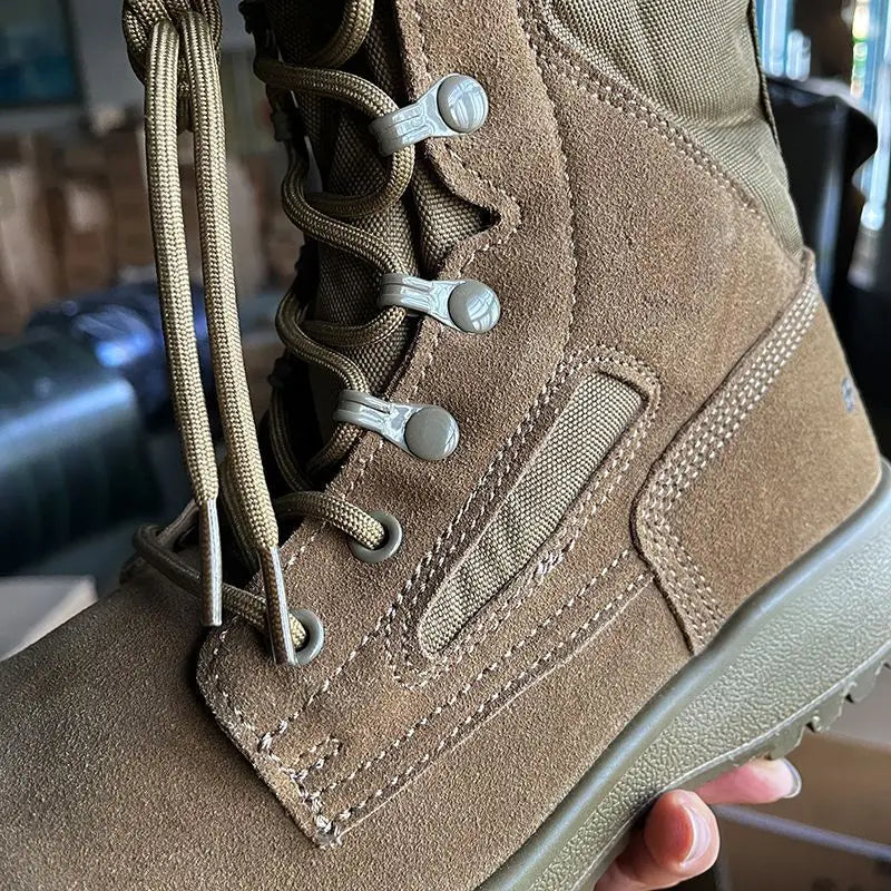 Professional Hiking Shoes for Men High Top Hunting Shoes Mens Anti Slip Mountaineering Boots Man Brown Outdoor Camping Shoes
