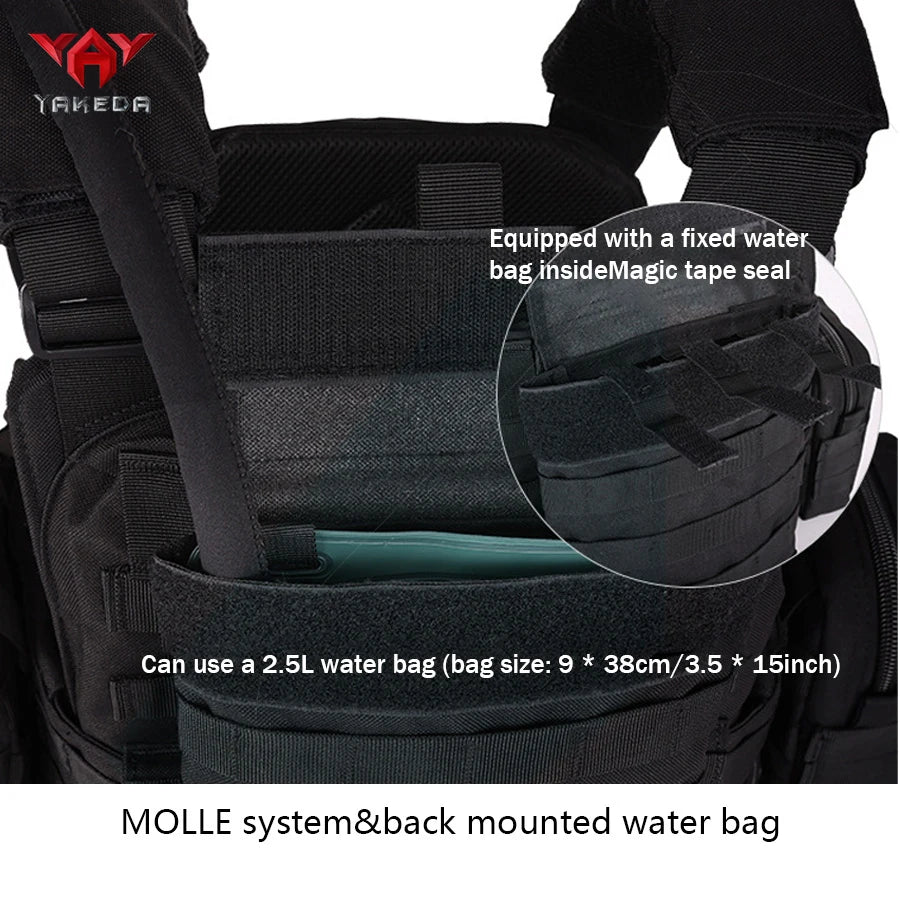 YAKEDA outdoor multifunctional vest with 2L water bag, adjustable shoulder straps and side panels