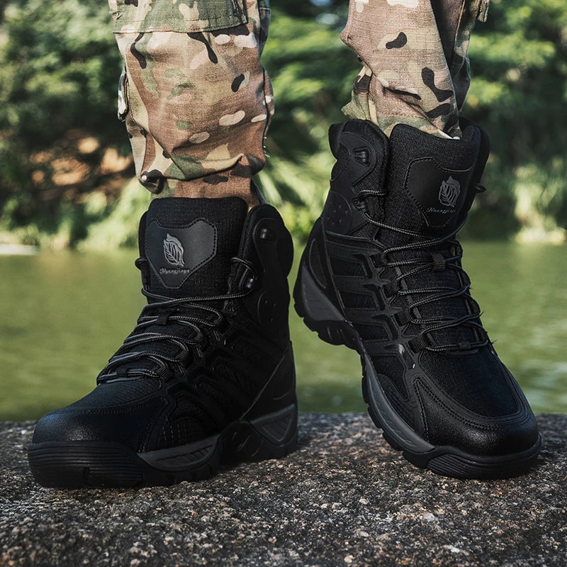 New Men's High Quality Leather Hiking Boots Lightweight Field Trekking Hunting Sneakers Non-slip Tactical Shoes Motorcycle Boots
