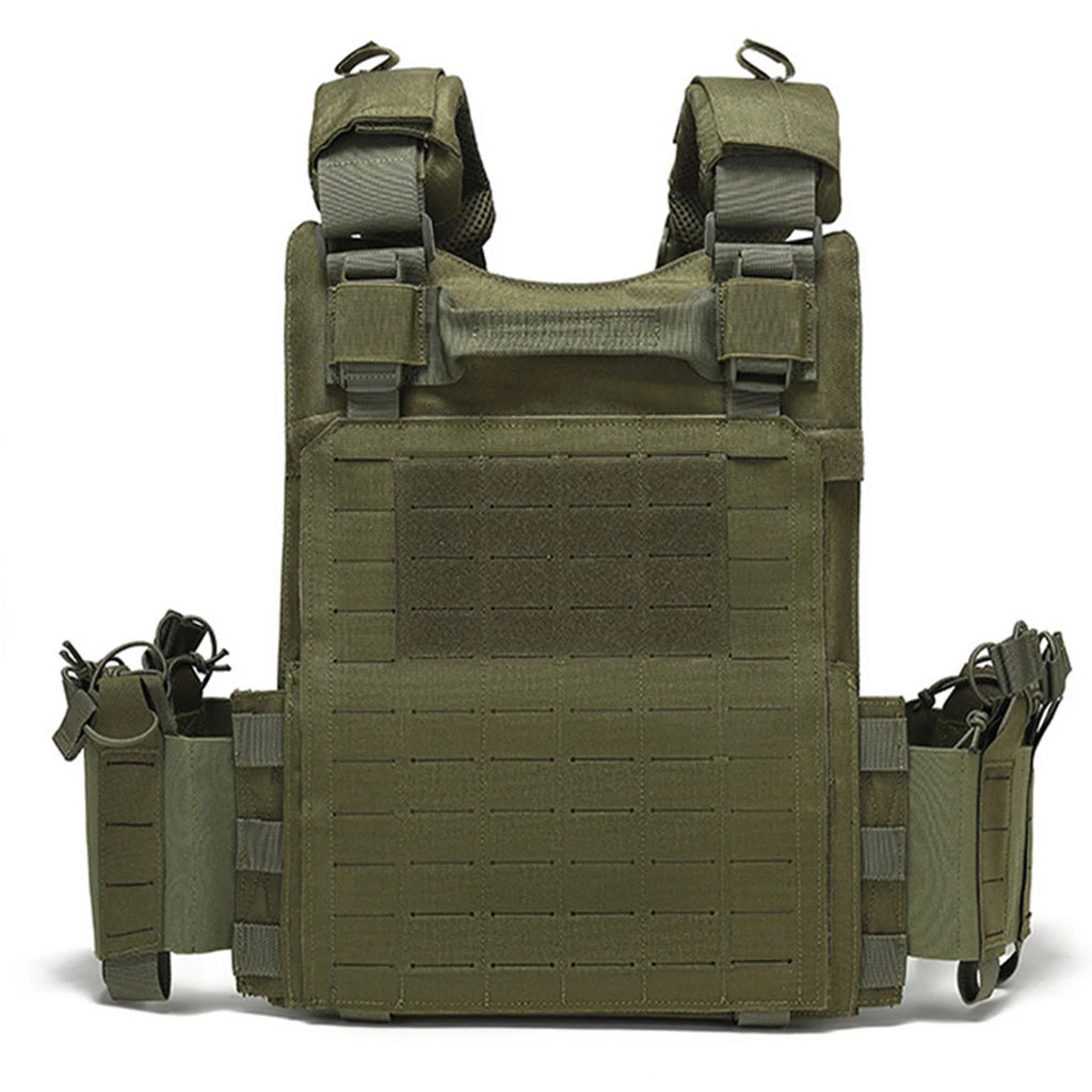 Molle quick release hunting vest with adjustable shoulder straps and waist circumference, equipped with multiple device bags