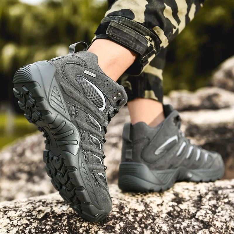 Men Tactical Boots Outdoor Climbing Shoes Ankle Hunting Boots Brand Desert Boots Waterproof Plus Size Casual Army Hiking Shoes