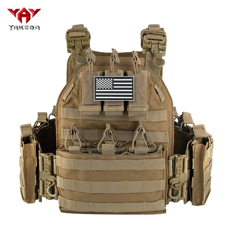 YAKEDA Outdoor Adventure Quick Release Tank Top Front Triple Bag Elastic Rope Fixed Design Back Zipper Storage Bag