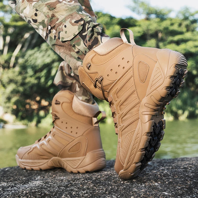 New Men's High Quality Leather Hiking Boots Lightweight Field Trekking Hunting Sneakers Non-slip Tactical Shoes Motorcycle Boots