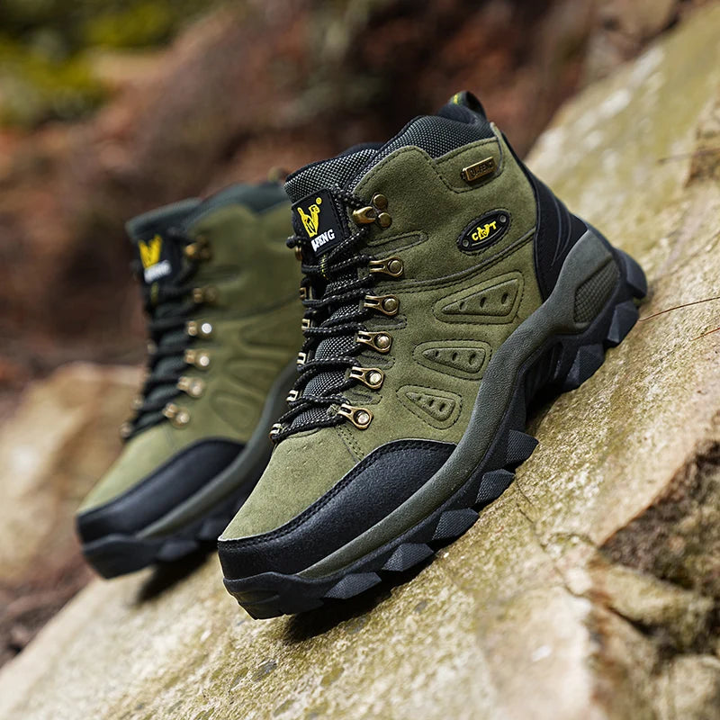 Men Climbing Shoes Autumn High Top Outdoor Non Slip Desert Boots Male Fashion Mountain Walking Cushioning Comfort Sneakers