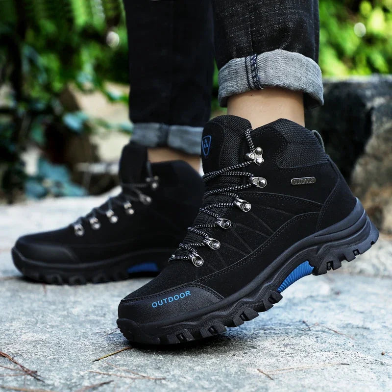 2026 Plus Size Couples Outdoor Mountain Desert Climbing Shoes Men Women Ankle Hiking Boots Fashion Classic Trekking Footwear