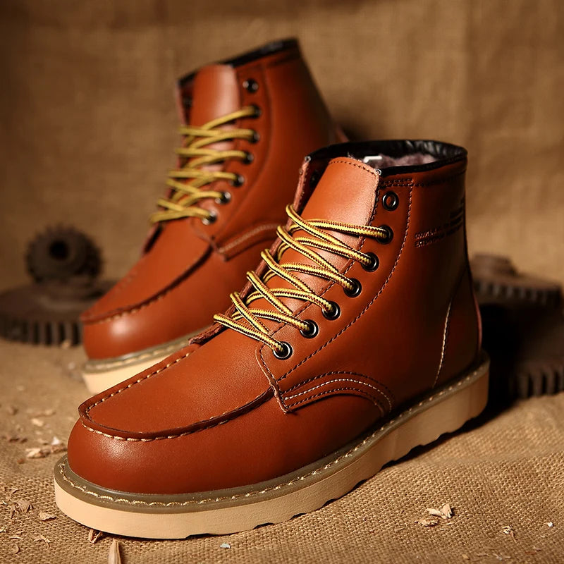 New Outdoor Men Hiking Shoes Waterproof Tactical Leather Hunting Boots Desert Camping Sneakers Ankle Men Trekking Casual Shoes