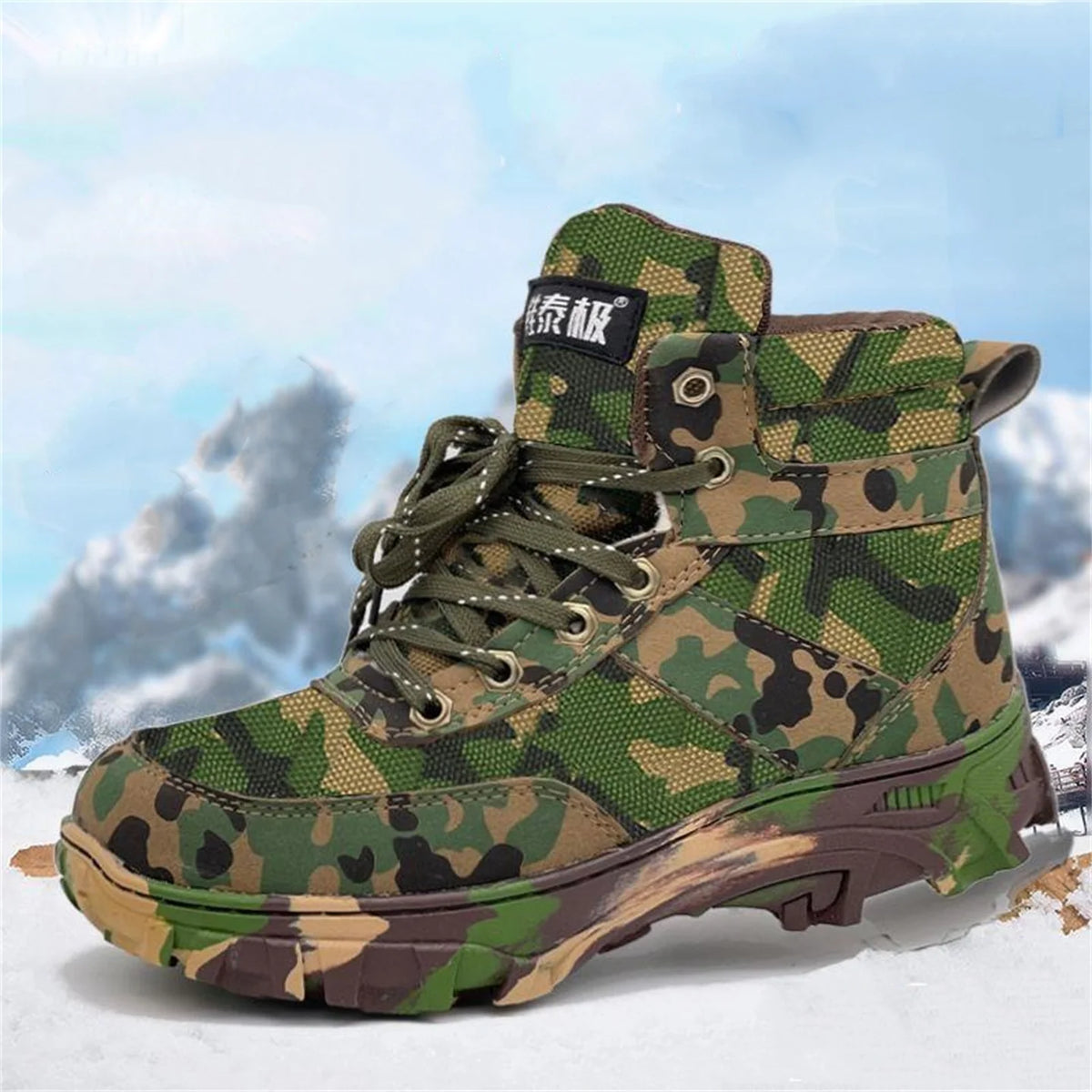 Winter Men's Outdoor Camouflage Hunting Boots Wool Lining Warm Non-Slip Waterproof Snow Shoes High-Top Mountaineering Boots