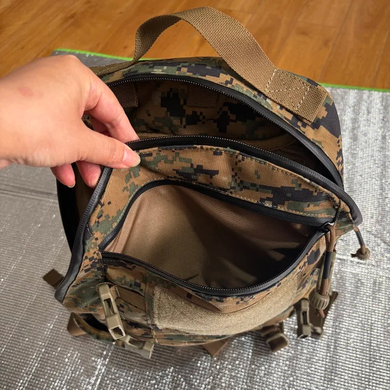 Urban Commuting 20L Outdoor Waterproof Backpack, Beautiful Jungle