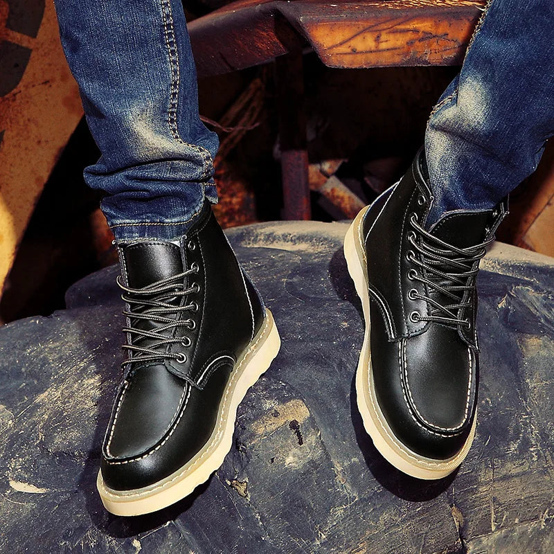 New Outdoor Men Hiking Shoes Waterproof Tactical Leather Hunting Boots Desert Camping Sneakers Ankle Men Trekking Casual Shoes