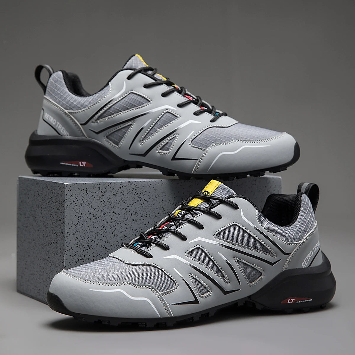 Men‘s Outdoor Hiking Shoes Non-slip Wear Resistant Breathable Splashproof Climbing Hunting Mountain Shoes Male Trekking Sneaker