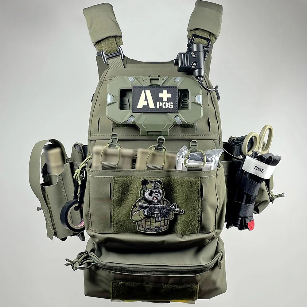Outdoor Tactical Vest Kit  MOLLE Modular Chest Rig with Utility Pouches for Airsoft Paintball Hunting Special Forces Cosplay