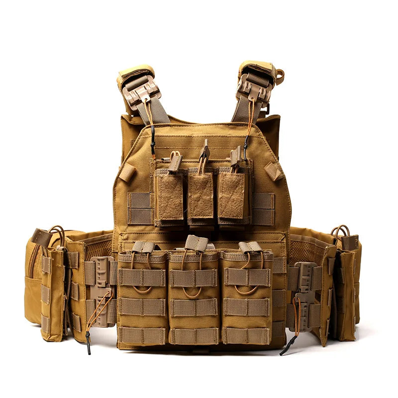 Best-selling 600D Polyester Tactical Vest - Durable, breathable and adjustable Molle design with multiple pockets for outdoor hi
