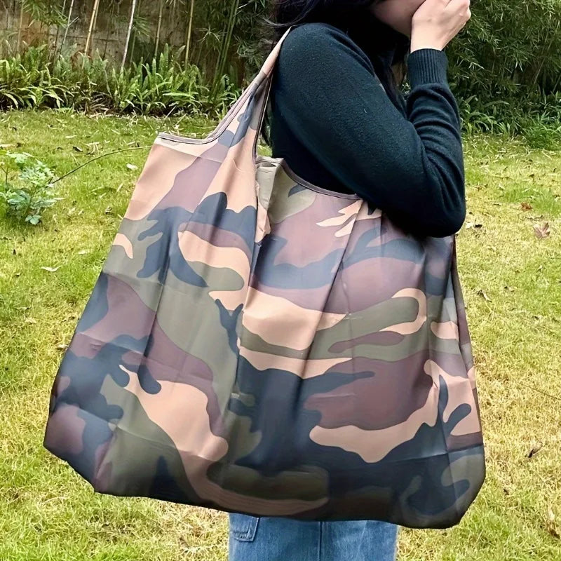 Tactical Large Capacity Camouflage Tote Bag Lightweight Portableand Multifunctional for Sports and Outdoor Activities