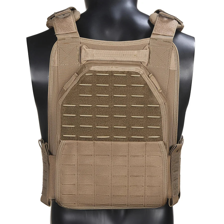 Lightweight hunting vest, three pocket hunting jacket - breathable and tear resistant, Molle compatible for outdoor adventures